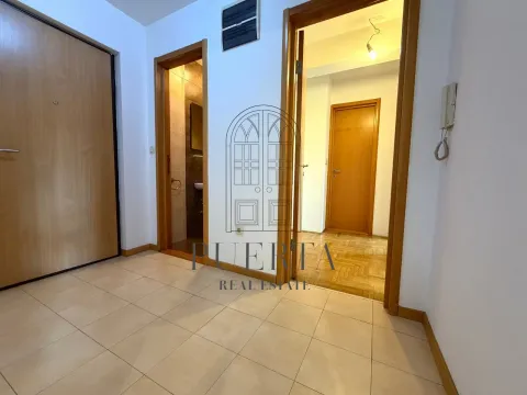 Prodaja, dvosoban stan, 64m², Stari Aerodrom, Podgorica - image 17