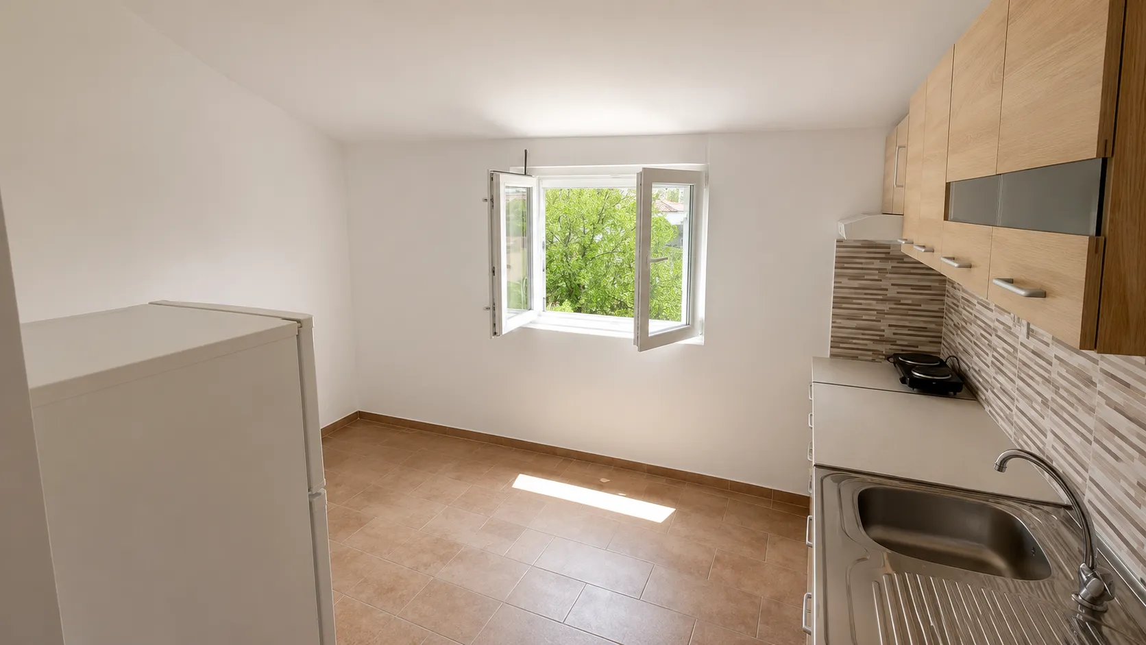 Sale, three bedroom apartment, 75m², Centar, Podgorica