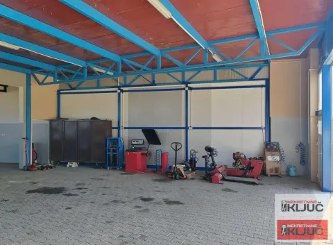 Rent, office space, 530m², Rumenka, Novi Sad Sve Podlokacije - image 6