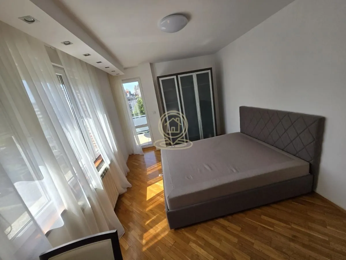 Rent, three bedroom apartment, 94m², Voždovac Sve Podlokacije, Beograd