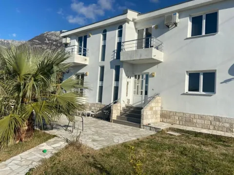 Prodaja, kuća, 220m², Sutomore, Bar