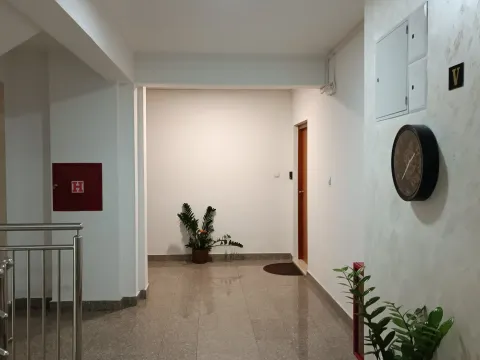 Sale, two bedroom apartment, 87m², Preko Morače, Podgorica - image 5