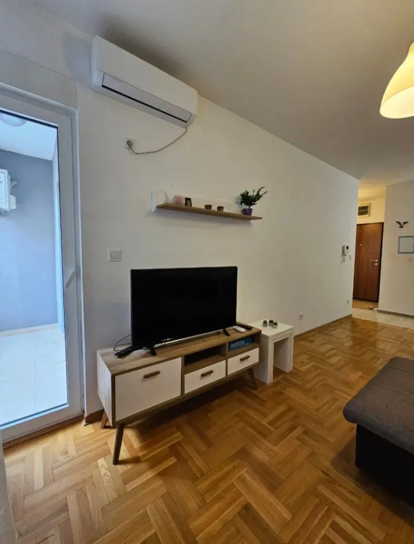 Prodaja, jednosoban stan, 44m², Maslinjak, Budva
