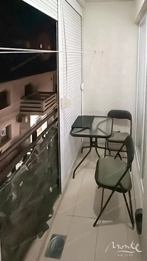 Prodaja, dvosoban stan, 72m², Momišići, Podgorica