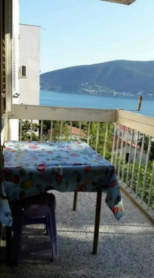 Prodaja, dvosoban stan, 60m², Herceg Novi, Crna Gora