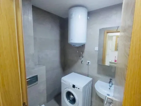 Rent, one bedroom apartment, 32m², Bečići, Budva - image 10