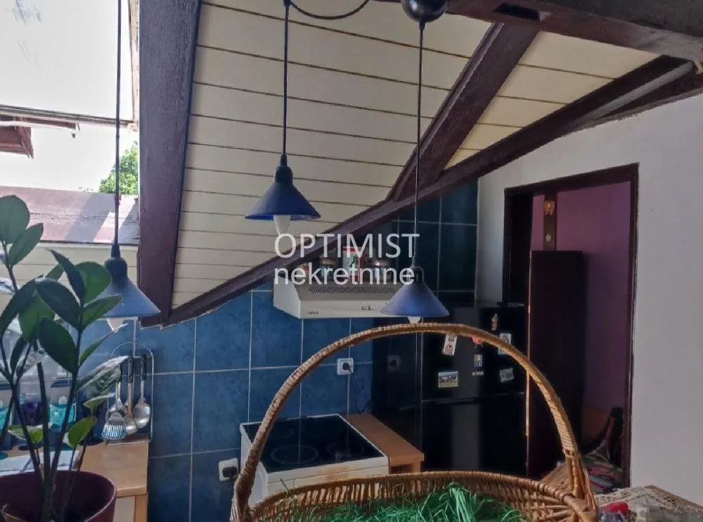Prodaja, trosoban stan, 73m², Kanarevo Brdo, Beograd