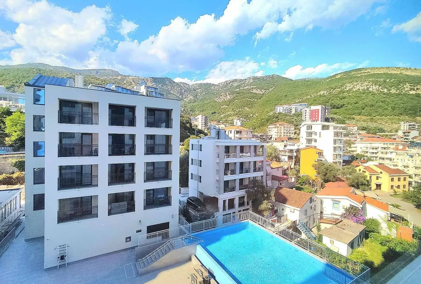 Sale, one bedroom apartment, 45m², Rafailovići, Budva