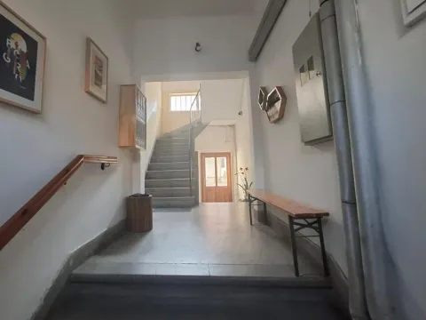 Prodaja, stan, 44m², Kalenić Pijaca, Vračar Sve Podlokacije - image 3