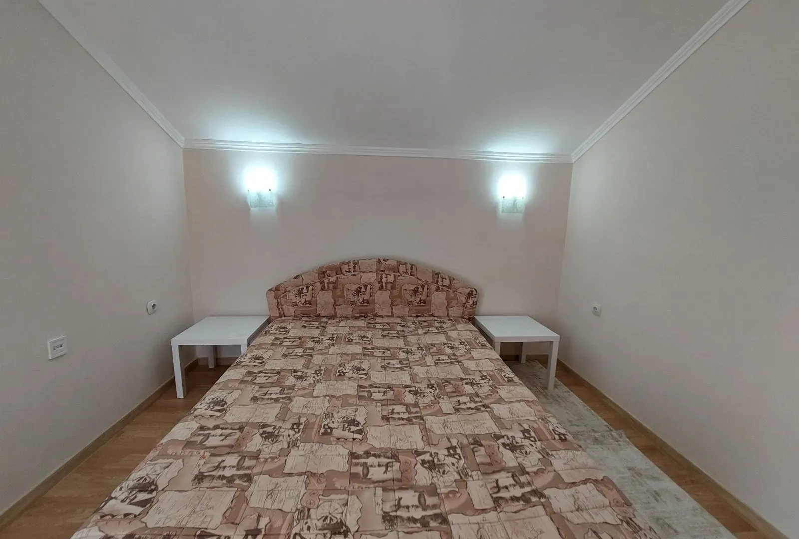 Rent, one bedroom apartment, 70m², Škaljari, Kotor