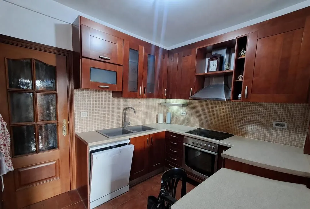 Prodaja, trosoban stan, 130m², Gorica C, Podgorica