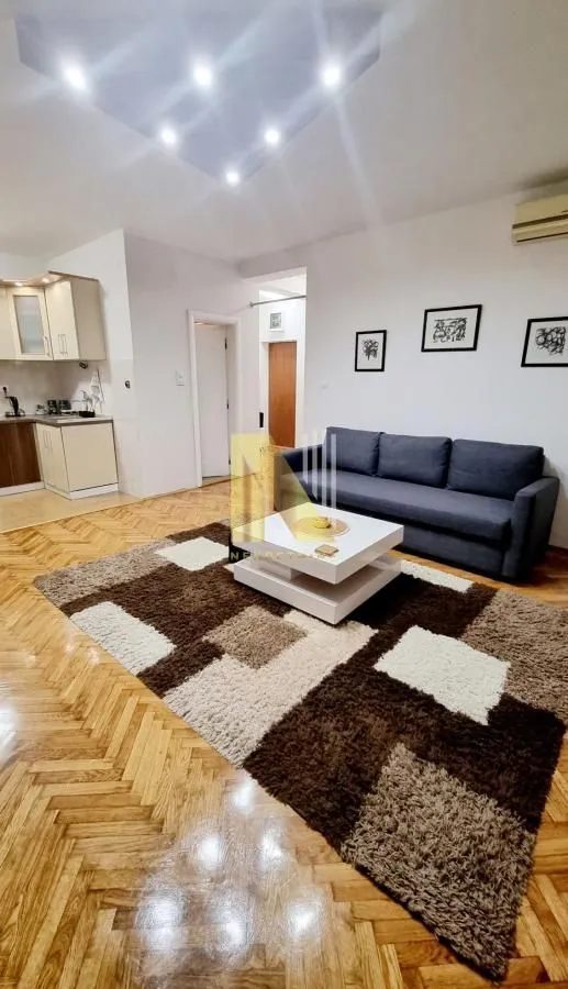 Izdavanje, jednosoban stan, 35m², Spens, Novi Sad Sve Podlokacije