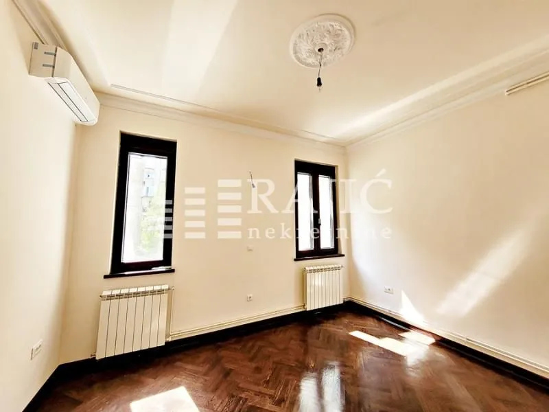 Rent, office space, 95m², Stari Grad, Beograd