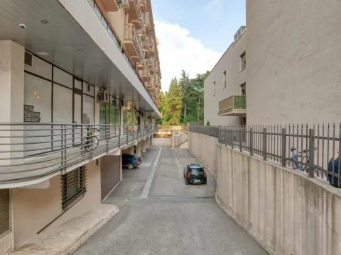 Izdavanje, dvosoban stan, 90m², Podgorica, Crna Gora - image 25