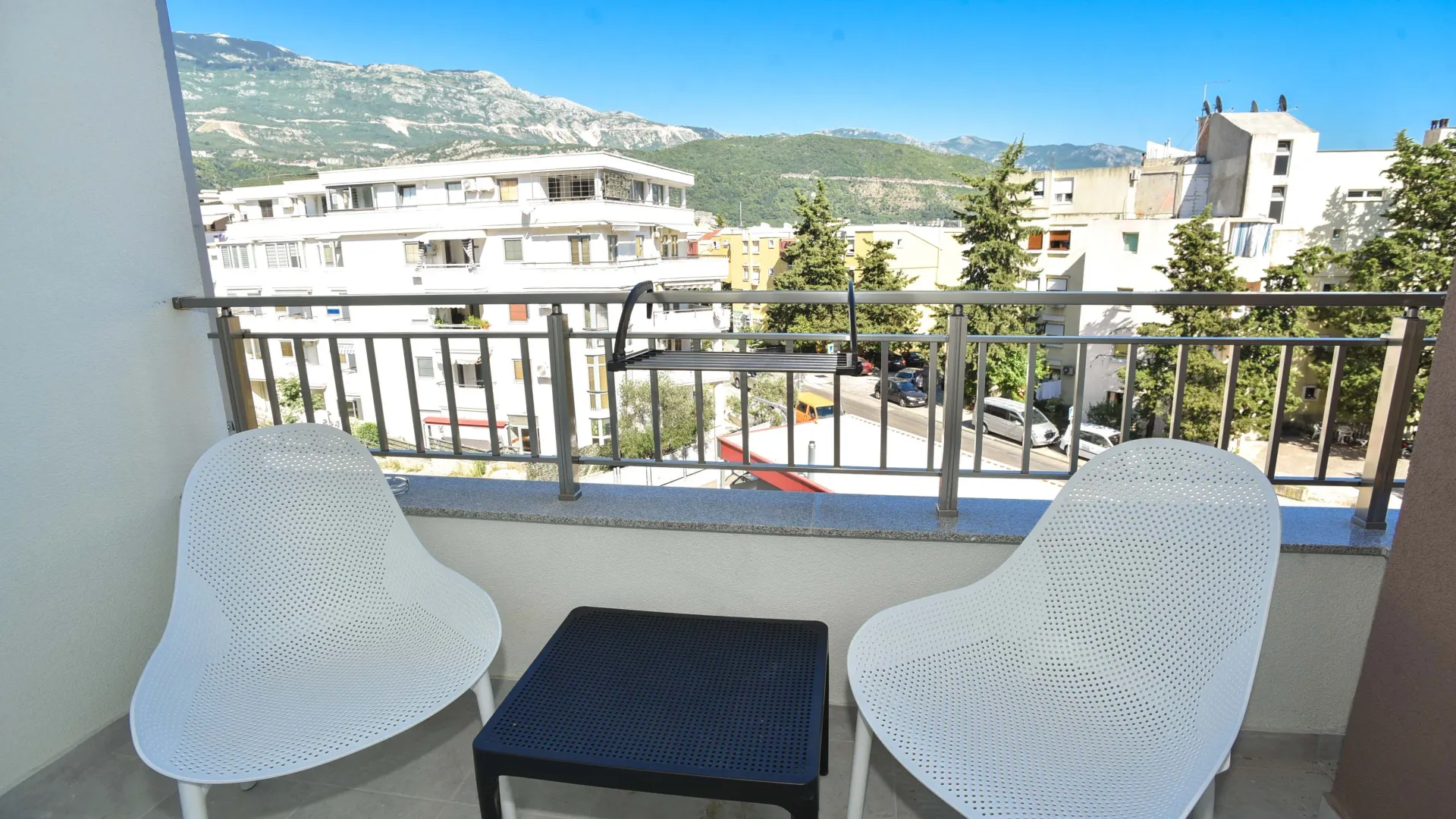 Rent, two bedroom apartment, 42m², Golubovina, Budva
