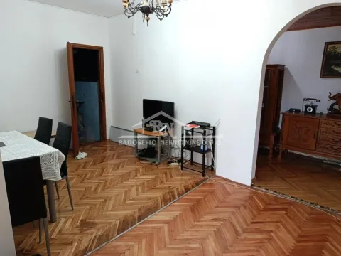 Prodaja, dvosoban stan, 68m², Petlovo Brdo, Beograd - image 4