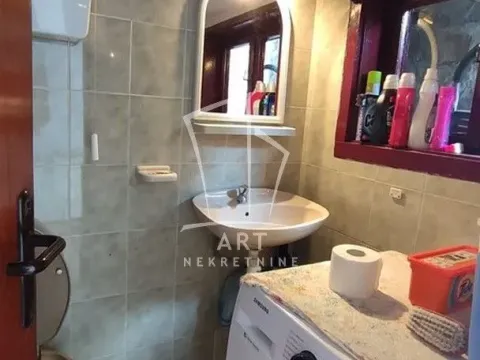 Izdavanje, poslovni prostor, 130m², Voždovac Sve Podlokacije, Beograd - image 4