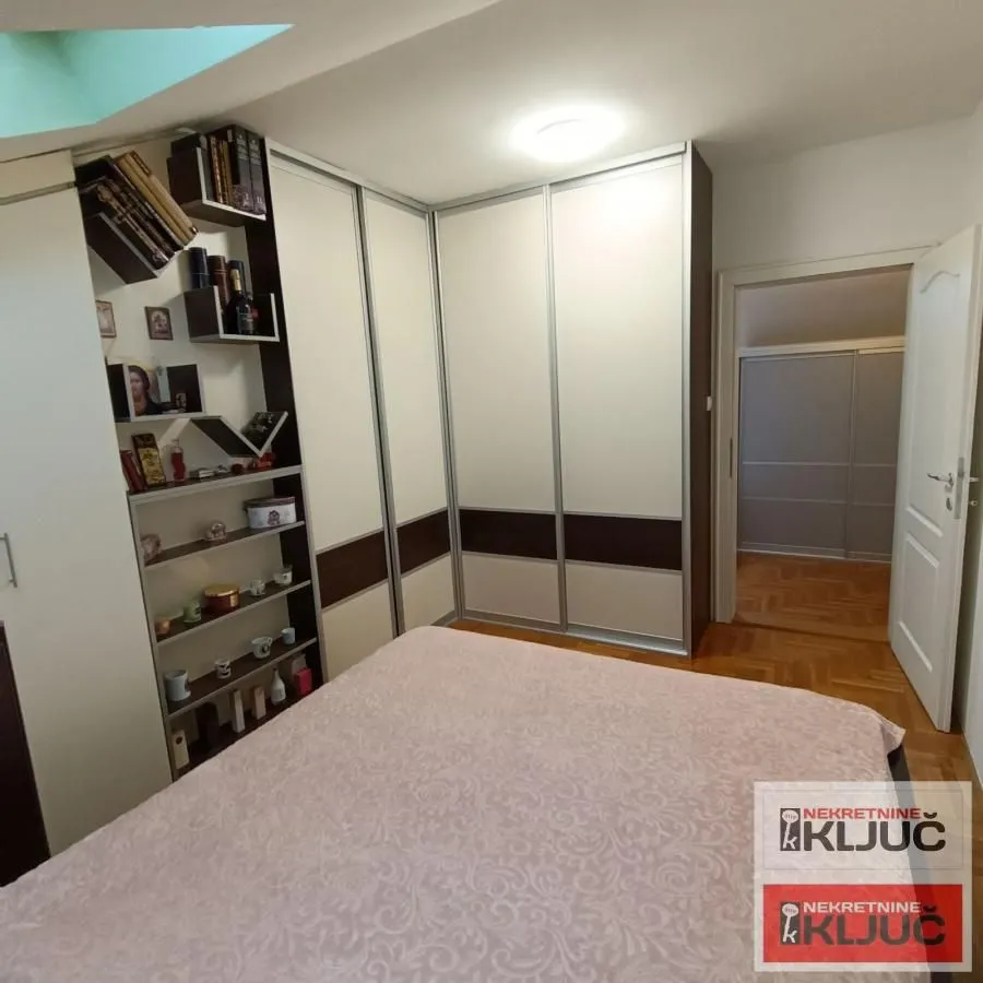 Prodaja, trosoban stan, 90m², Nova Detelinara, Novi Sad Sve Podlokacije