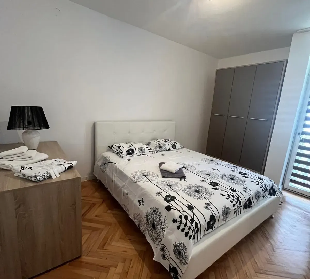 Rent, two bedroom apartment, 125m², Budva, Crna Gora