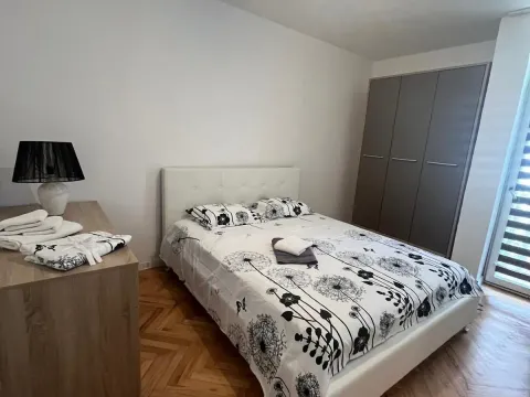 Izdavanje, dvosoban stan, 125m², Budva, Crna Gora - image 16