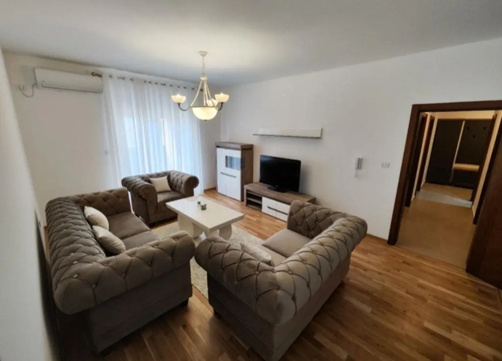 Rent, two bedroom apartment, 75m², Tuški Put, Podgorica