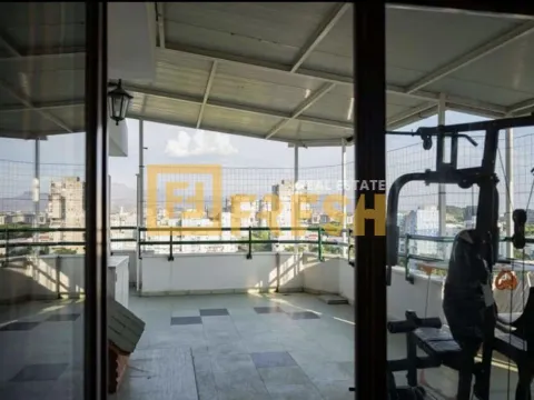 Prodaja, trosoban stan, 184m², Blok 6, Podgorica - image 2