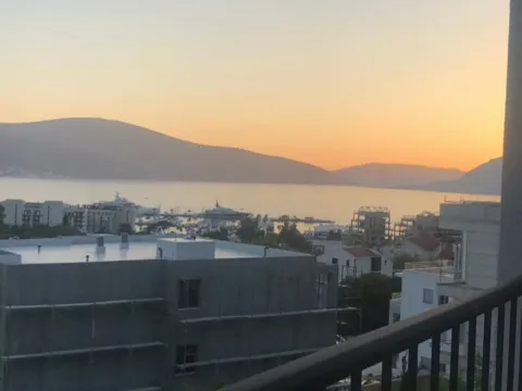 Rent, two bedroom apartment, 71m², Mažina, Tivat - image 10