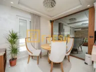 Sale, three bedroom apartment, 180m², City Kvart, Podgorica - image 5