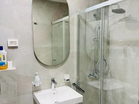 Izdavanje, jednosoban stan, 48m², Central Point, Podgorica - image 4