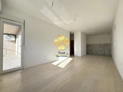 Prodaja, dvosoban stan, 73m², Zabjelo, Podgorica - image 4