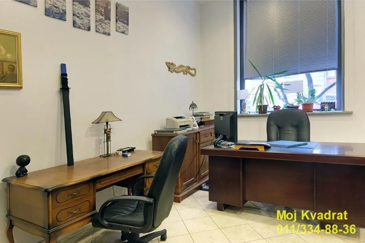 Sale, three bedroom apartment, 108m², Vukov Spomenik, Zvezdara Sve Podlokacije