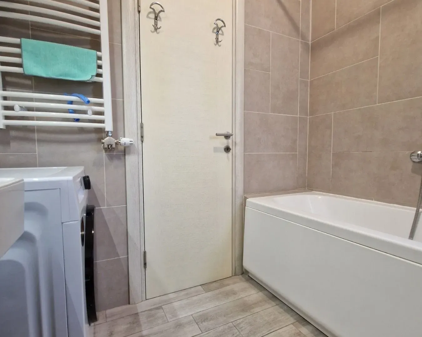 Rent, three bedroom apartment, 67m², Bulbulder, Zvezdara Sve Podlokacije