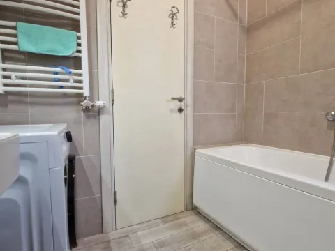 Izdavanje, trosoban stan, 67m², Bulbulder, Zvezdara Sve Podlokacije - image 6