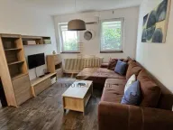 Izdavanje, trosoban stan, 60m², Centar, Novi Sad - image 4