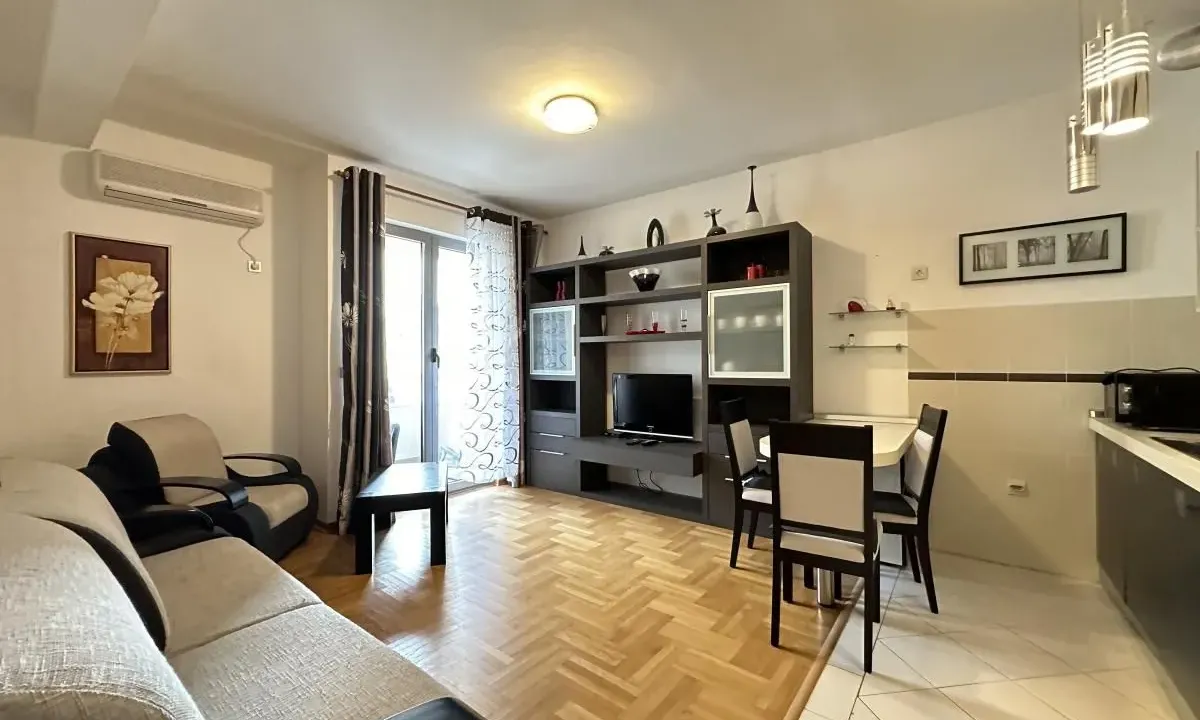 Prodaja, dvosoban stan, 60m², Budva, Crna Gora