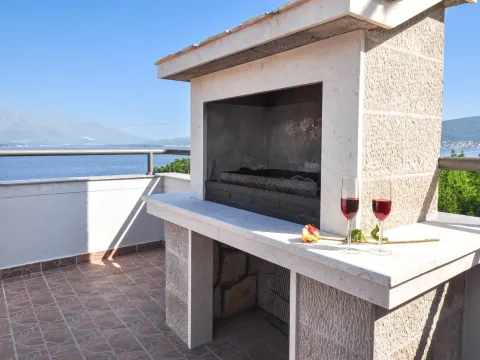 Sale, house, 260m², Bijela, Herceg Novi - image 35