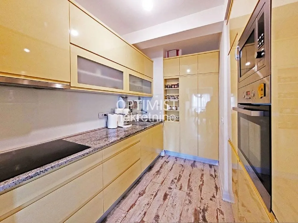 Sale, three bedroom apartment, 88m², Voždovac Sve Podlokacije, Beograd