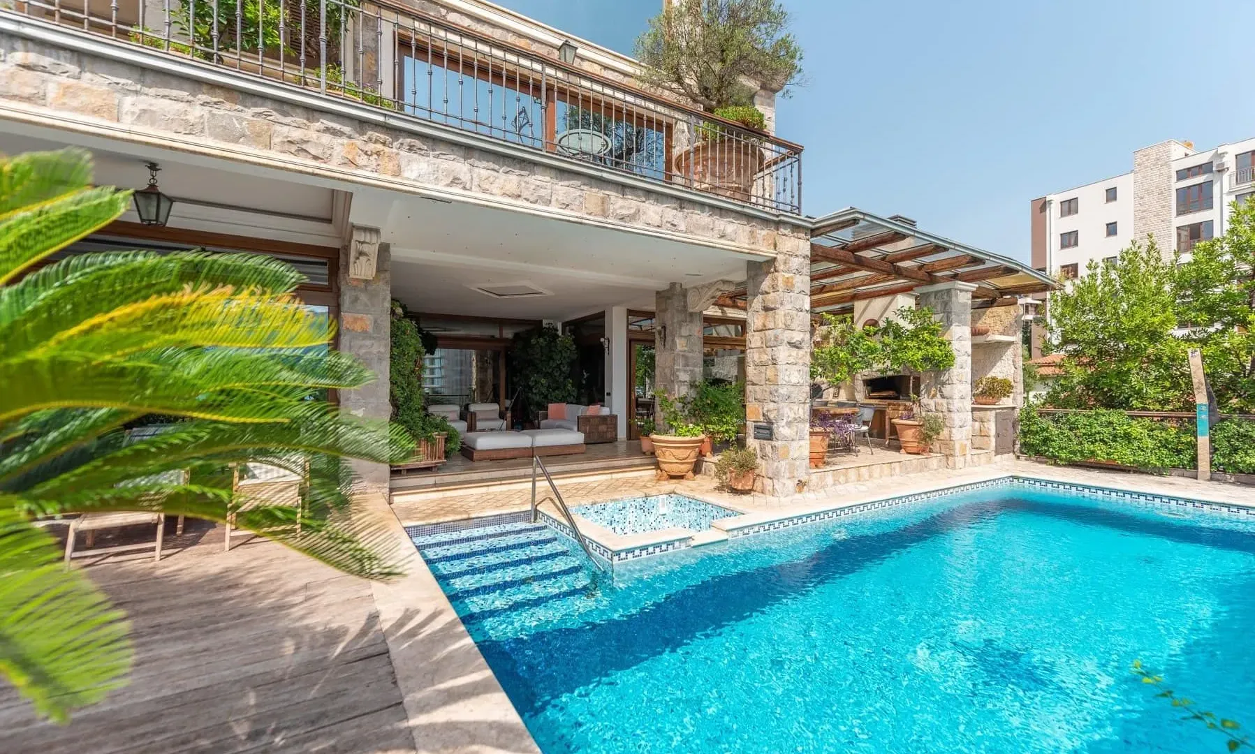 Sale, house, 1264m², Gospoština, Budva