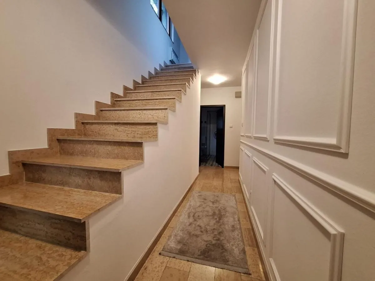 Sale, house, 254m², Beočin, Srbija