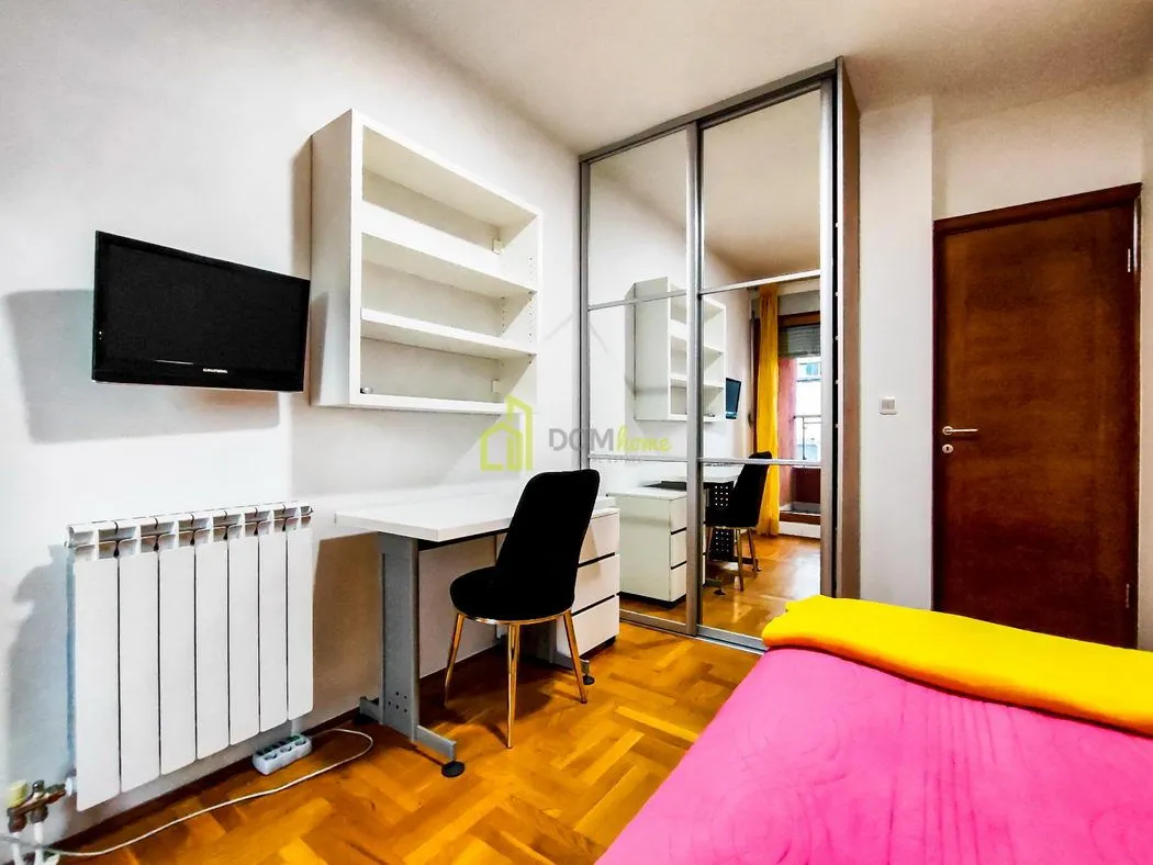 Izdavanje, dvosoban stan, 67m², Preko Morače, Podgorica