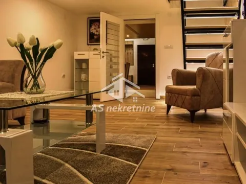 Izdavanje, stan, 74m², Južni Bulevar, Vračar Sve Podlokacije - image 8