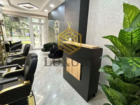 Rent, office space, 90m², Stari Aerodrom, Podgorica - image 9