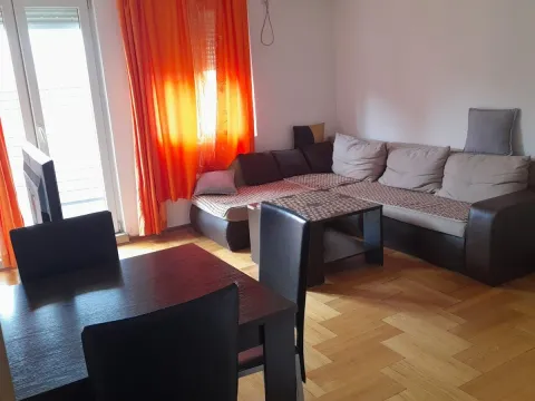 Izdavanje, jednosoban stan, 39m², Drac, Podgorica - image 7