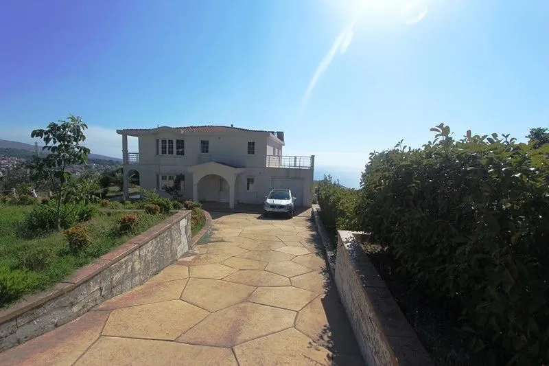 Sale, house, 400m², Dobra Voda, Bar