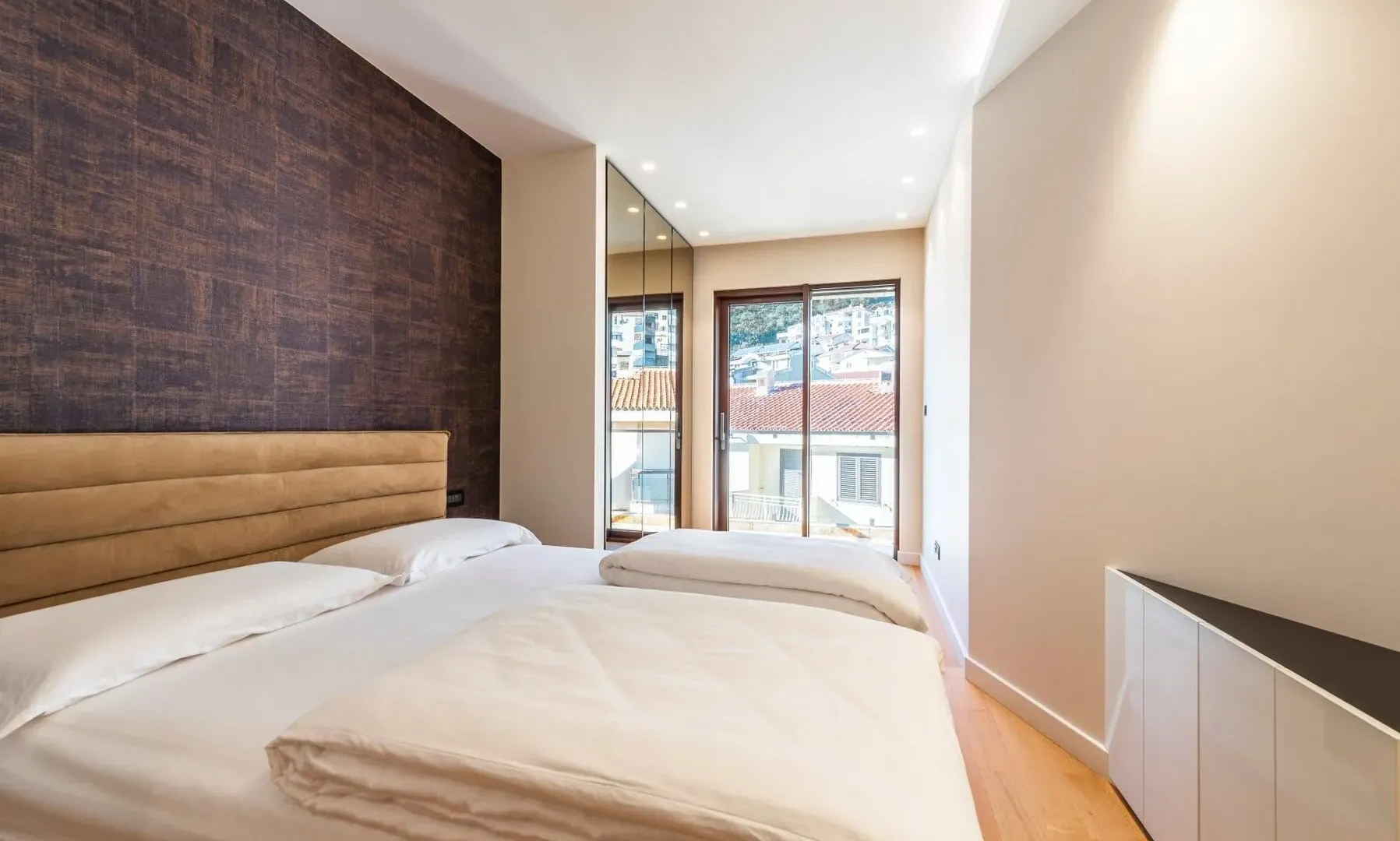 Sale, two bedroom apartment, 107m², Centar, Budva