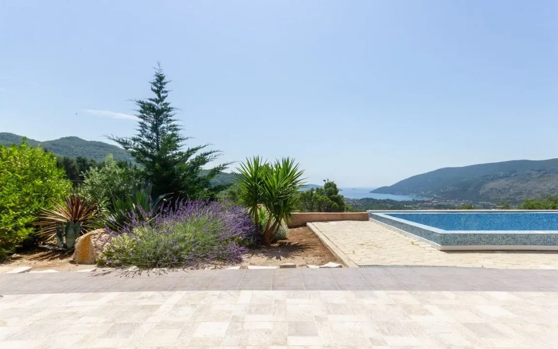 Prodaja, kuća, 193m², Mojdež, Herceg Novi