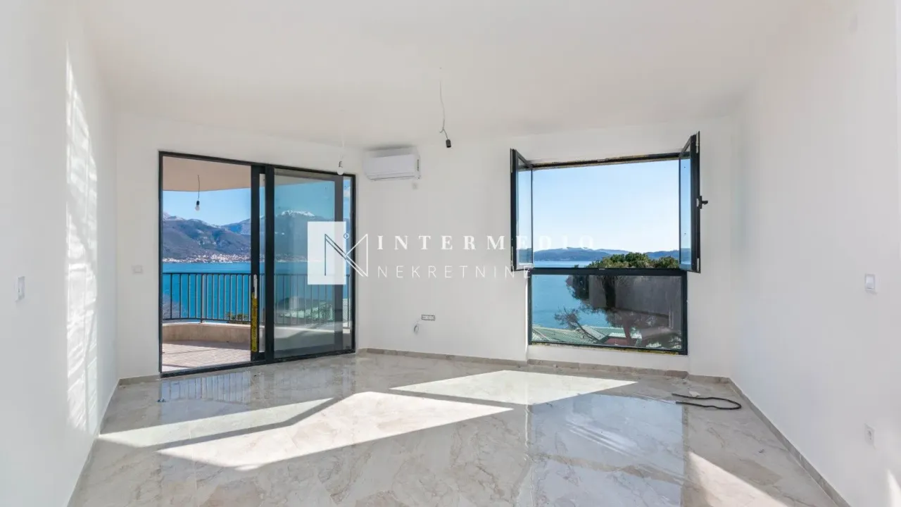 Sale, one bedroom apartment, 46m², Bijela, Herceg Novi