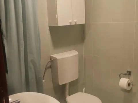 Izdavanje, jednosoban stan, 40m², Central Point, Podgorica - image 3