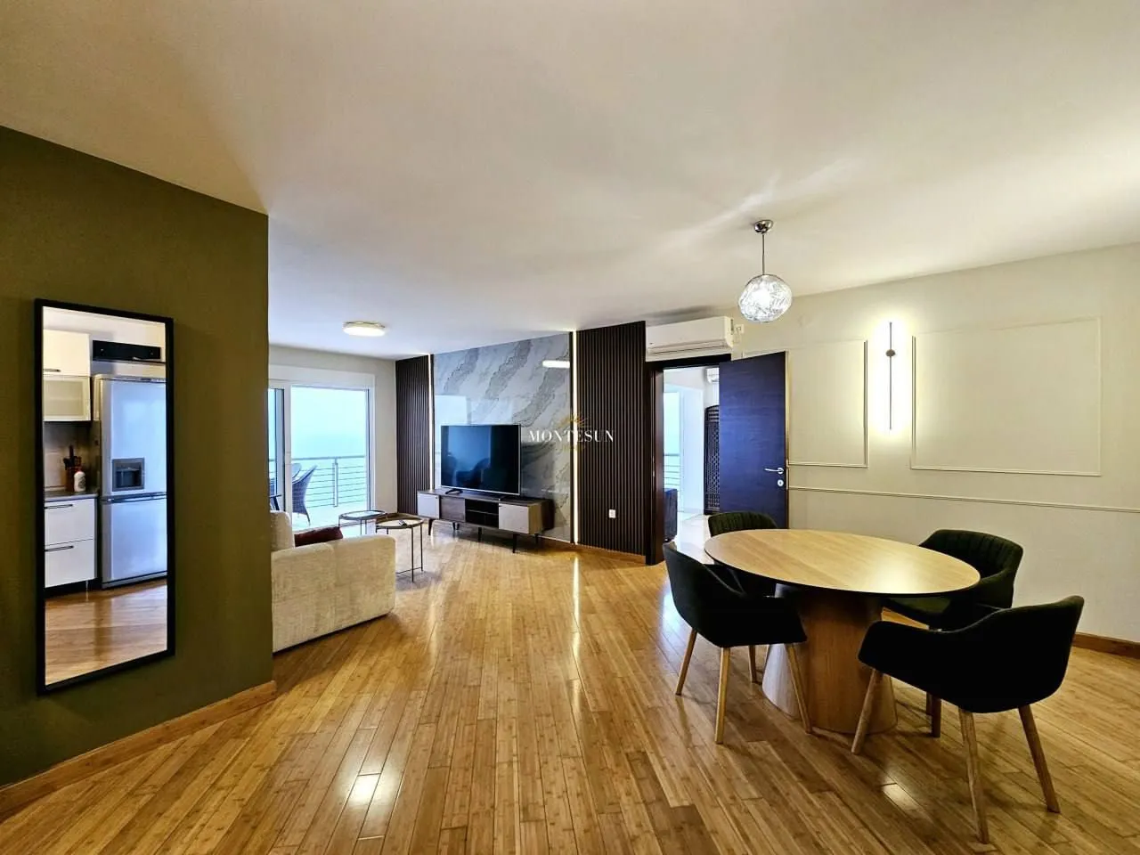 Izdavanje, jednosoban stan, 55m², Rozino, Budva