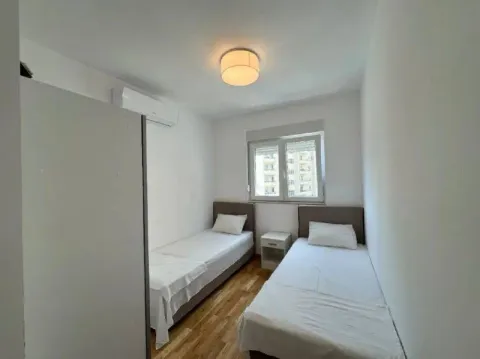 Rent, two bedroom apartment, 68m², Bečići, Budva - image 6